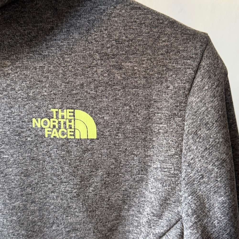 The North Face Dri-Fit Women’s Hoodie Size M - Picture 4 of 4